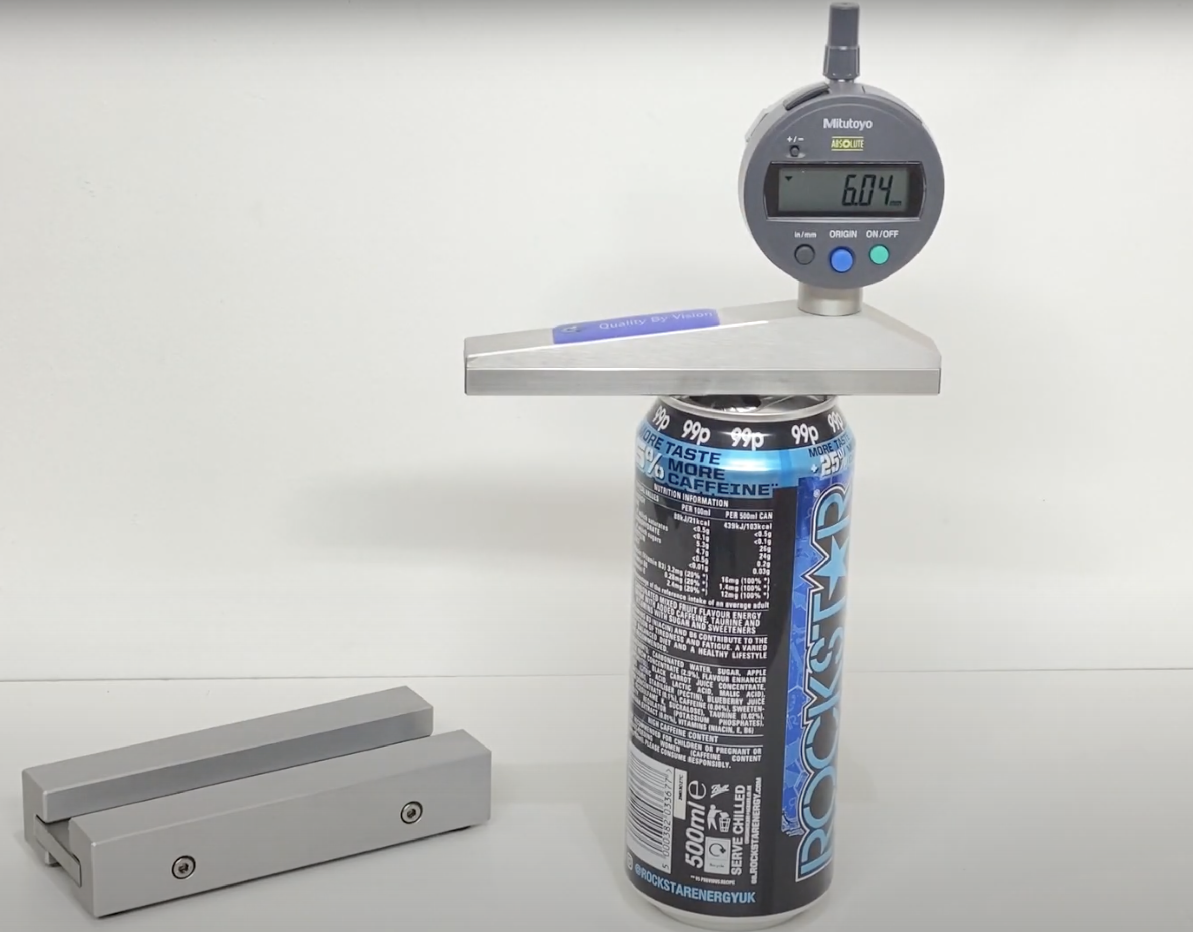 Countersink gauge measuring a beverage can